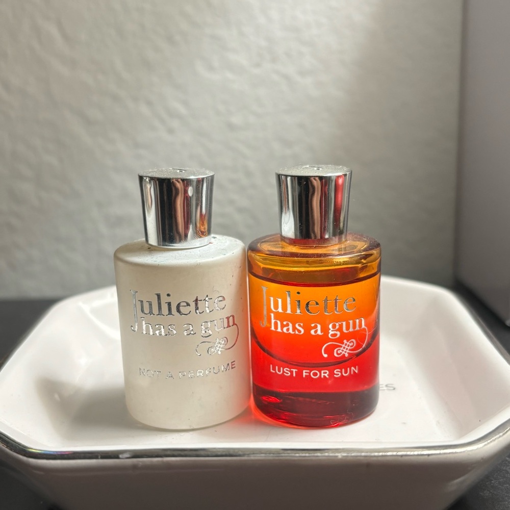 Mini Lust for Sun & Not a Perfume Travel Set